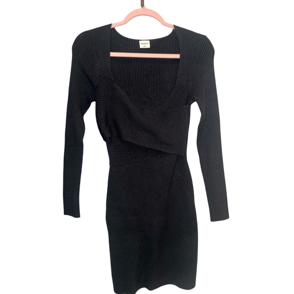 Women’s Abercrombie & Fitch Black Sweater Dress size Medium Petite